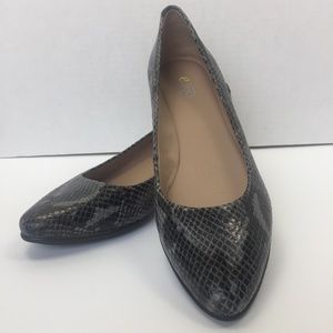 easy spirit avery low wedges